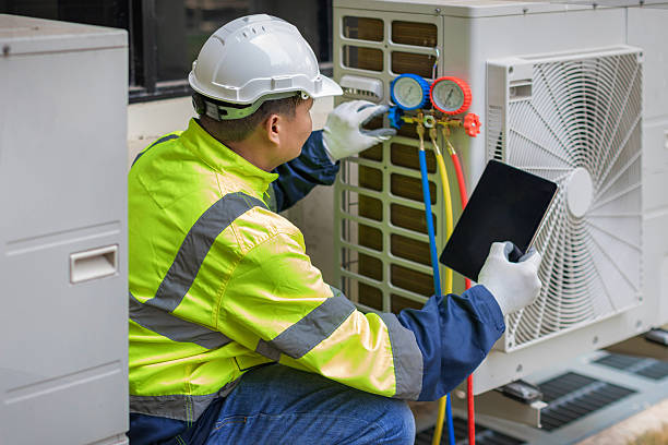 Professional Hvac technician working in Benson, NC